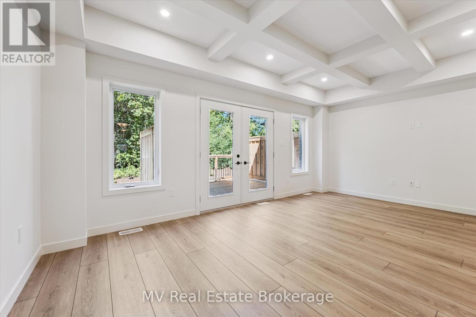 Photo 18 of 44 Fieldstone Lane Private, Centre Wellington ON