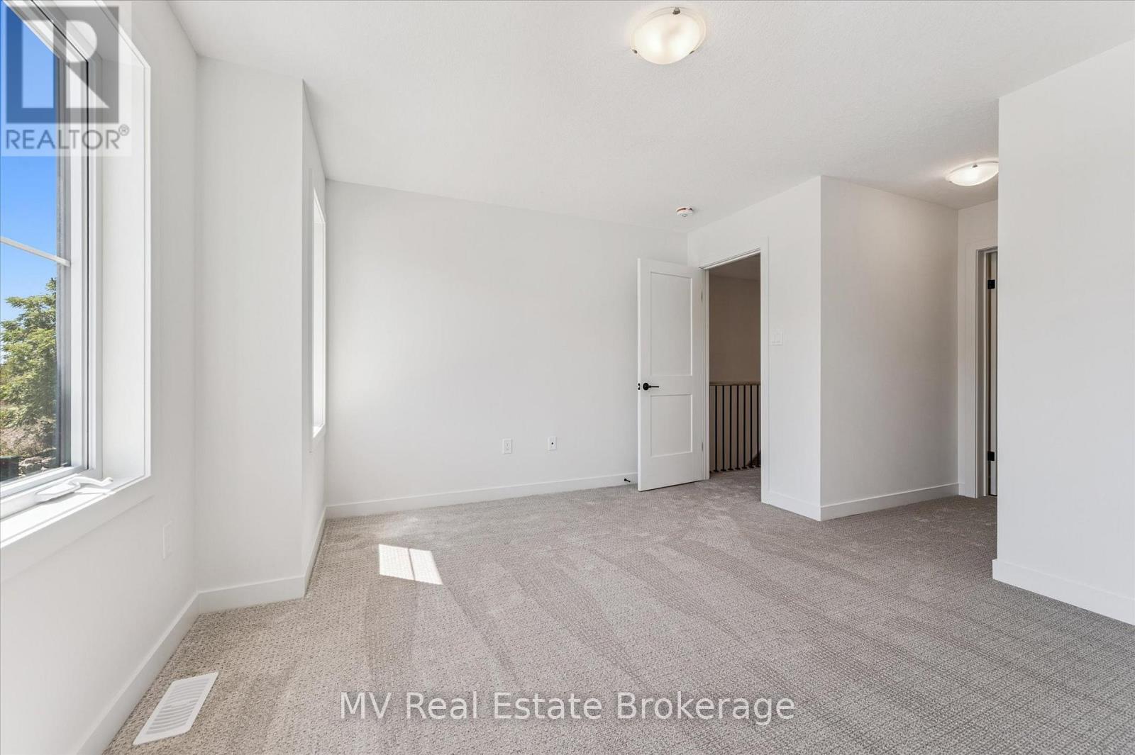 Photo 30 of 44 Fieldstone Lane Private, Centre Wellington ON
