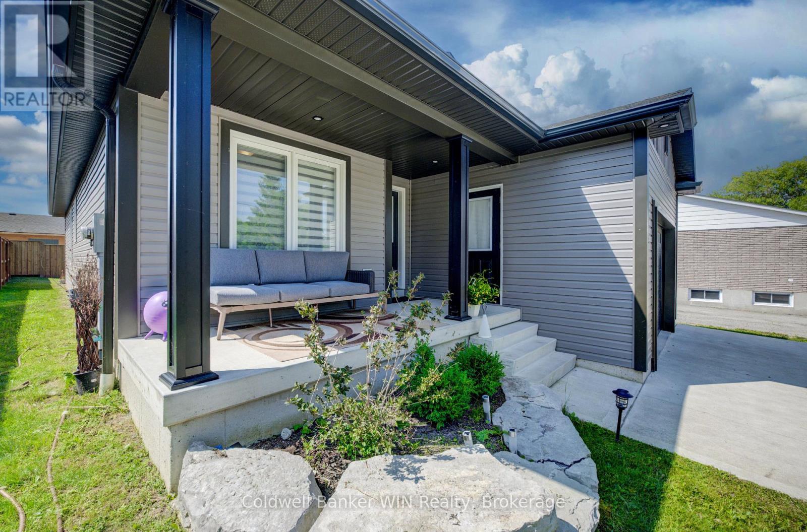 Photo 5 of 780 Waterloo Street, Wellington North ON