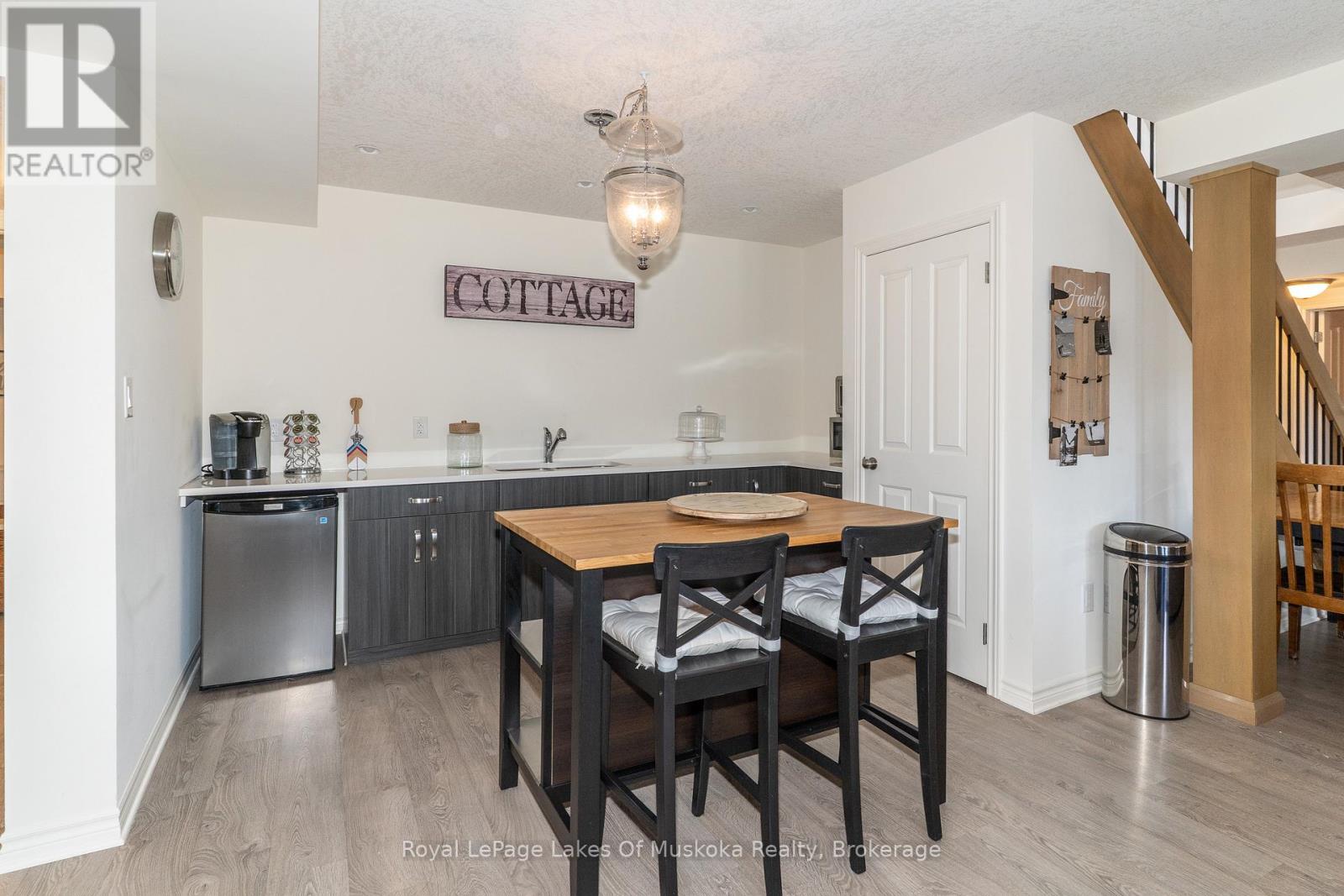 Photo 12 of 29 Loon Lake Road, Gravenhurst ON