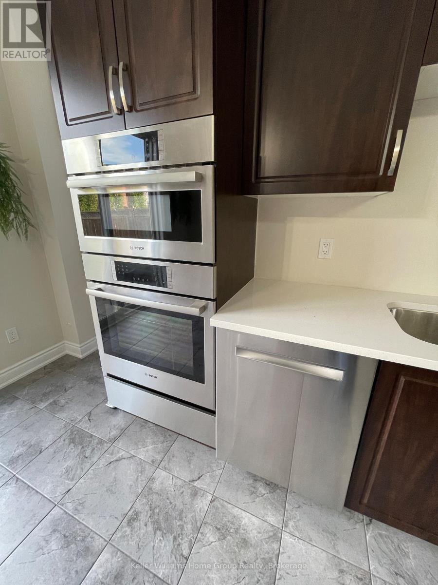 Photo 12 of 32 Kay Crescent, Centre Wellington ON