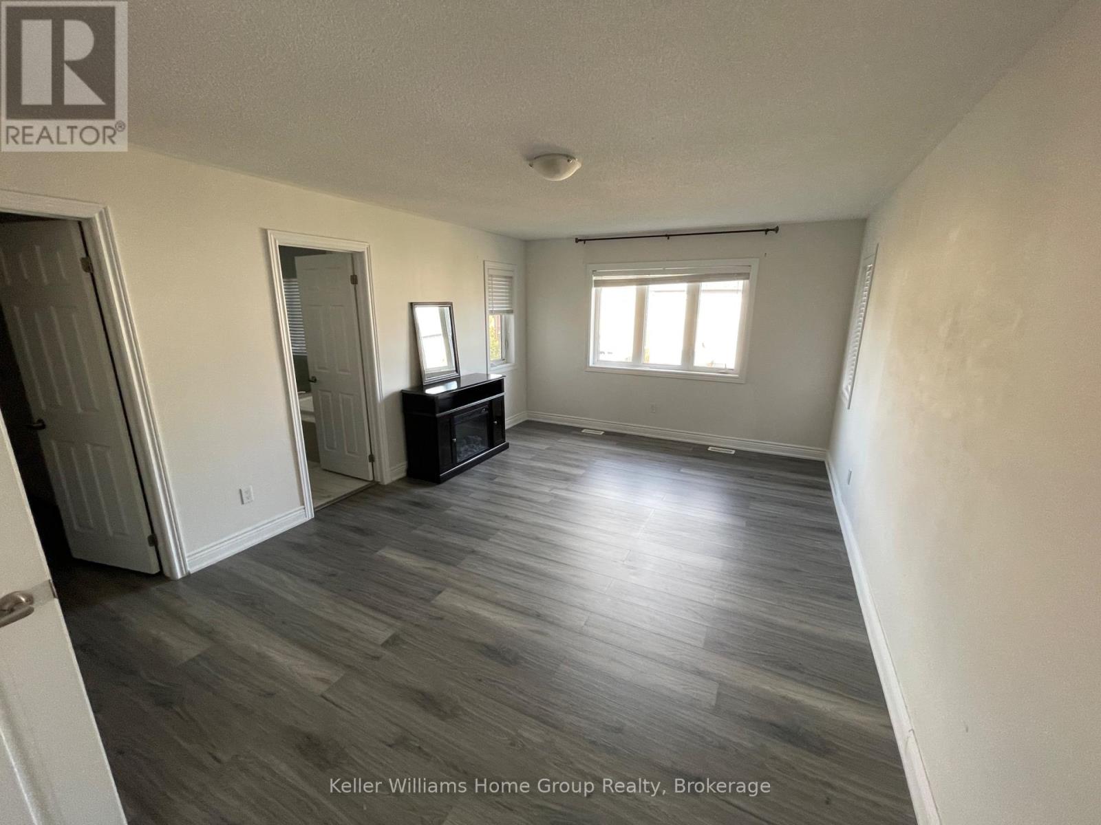 Photo 19 of 32 Kay Crescent, Centre Wellington ON