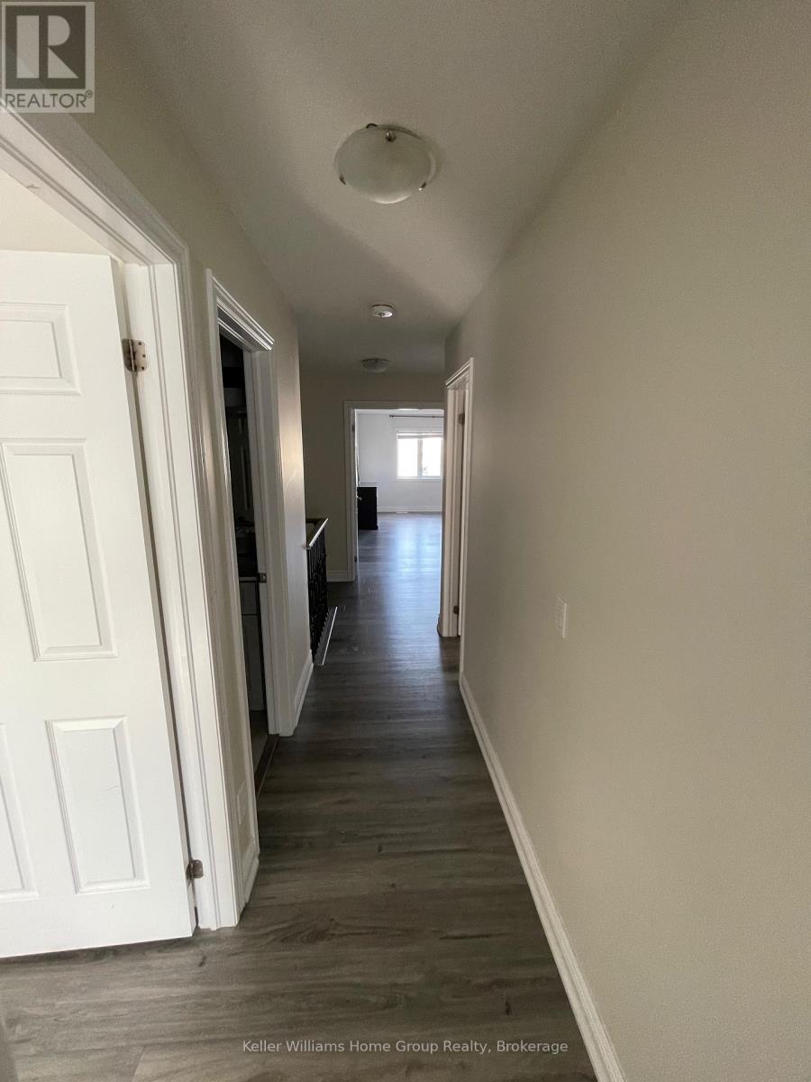 Photo 25 of 32 Kay Crescent, Centre Wellington ON