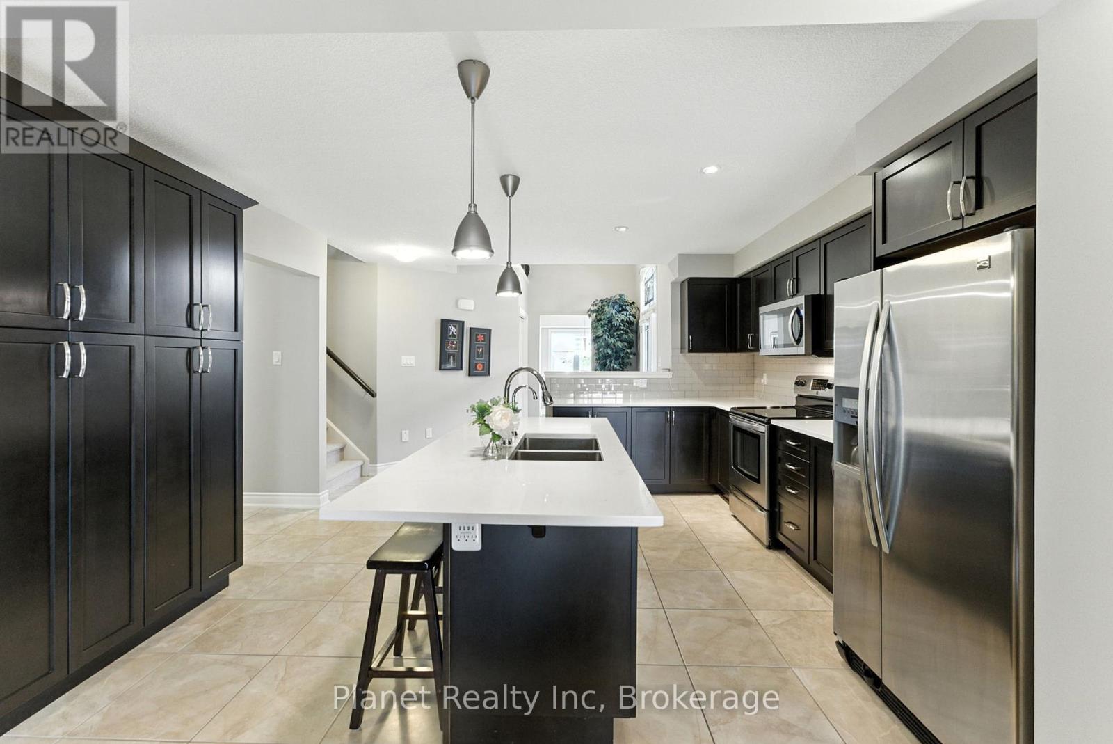Photo 10 of 60 Aberdeen Street, Centre Wellington ON