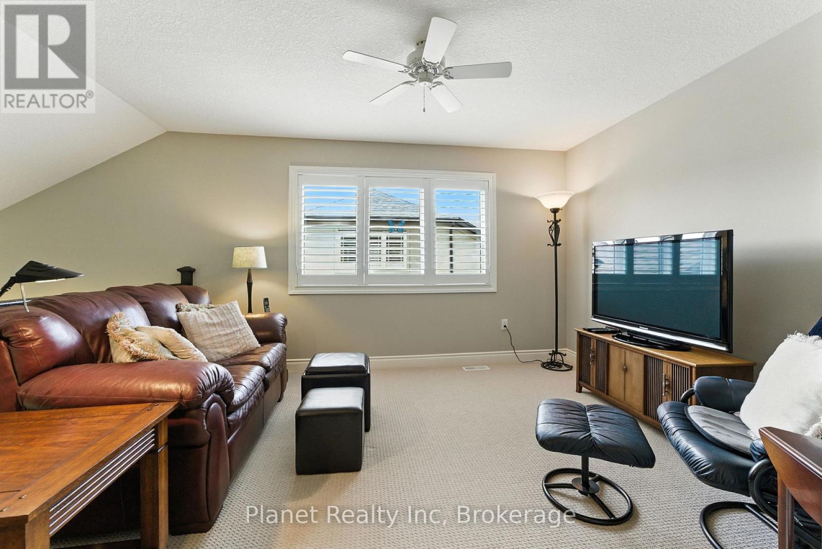 Photo 20 of 60 Aberdeen Street, Centre Wellington ON