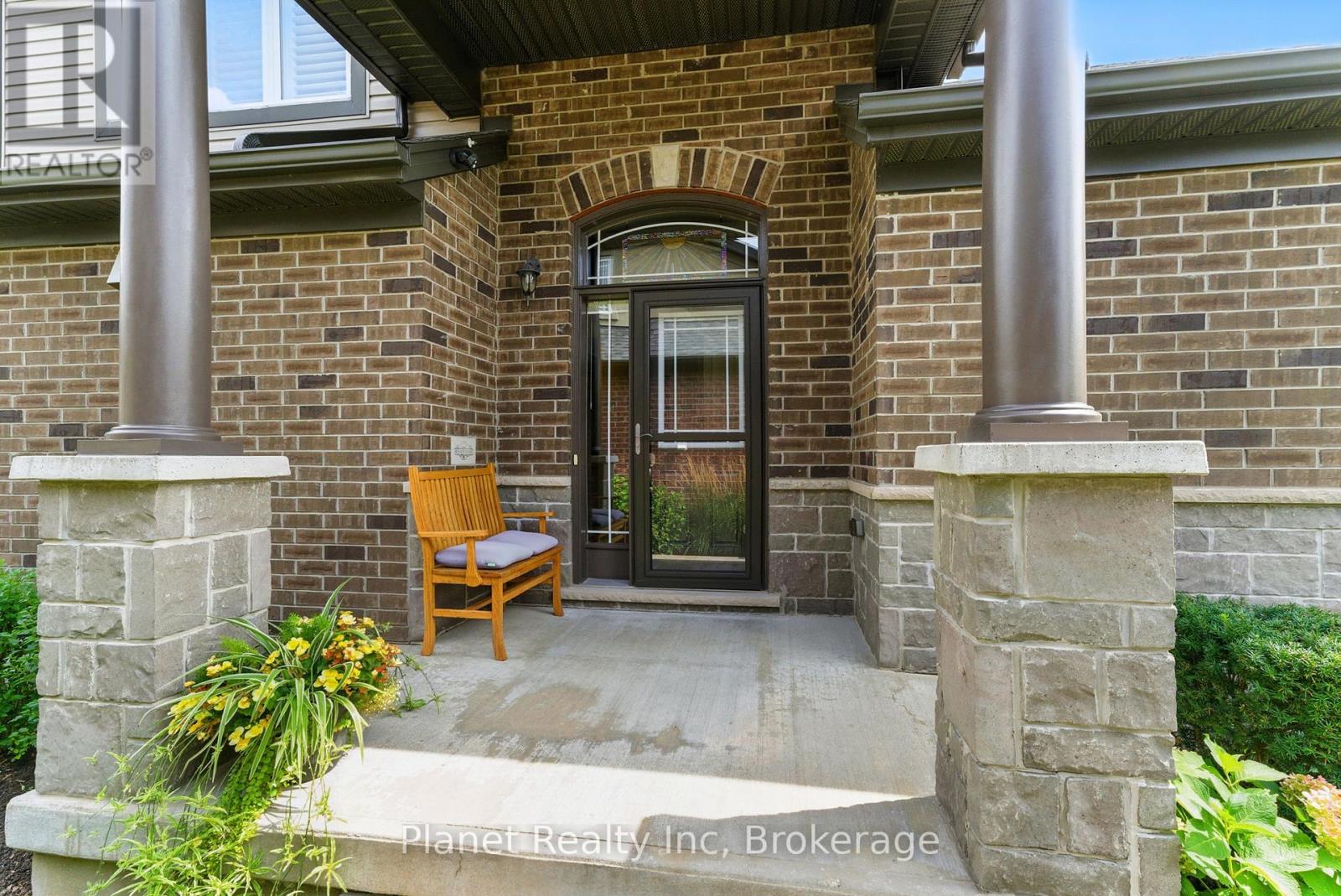 Photo 4 of 60 Aberdeen Street, Centre Wellington ON