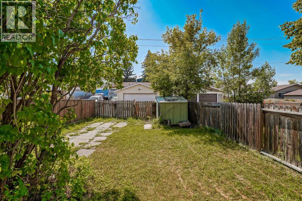 Photo 24 of 13 Rundlelawn Court Ne, Calgary AB