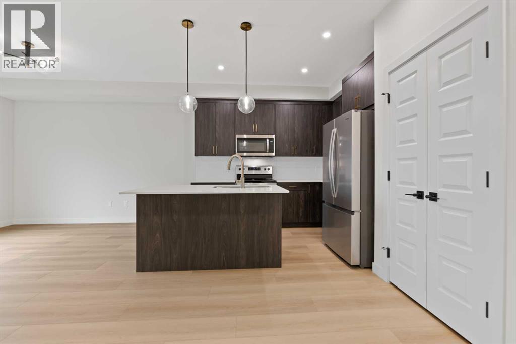 Photo 3 of 292 Waterford Way, Chestermere AB