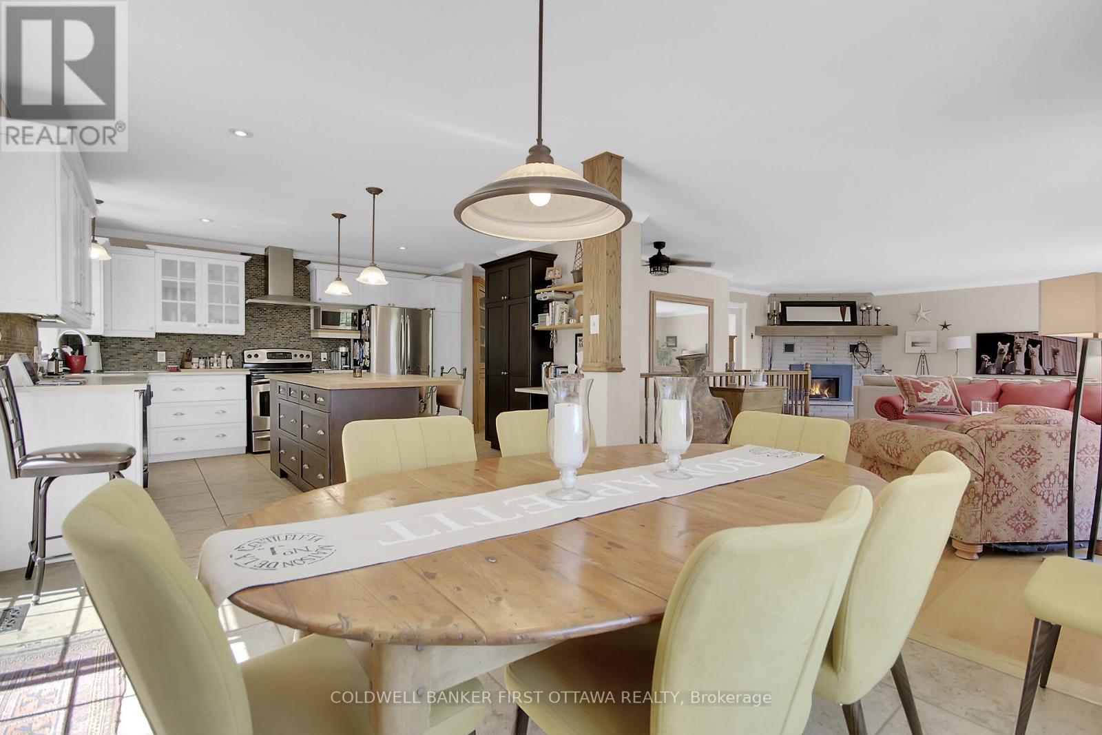 Photo 10 of 5937 Rideau Valley Drive N, Ottawa ON