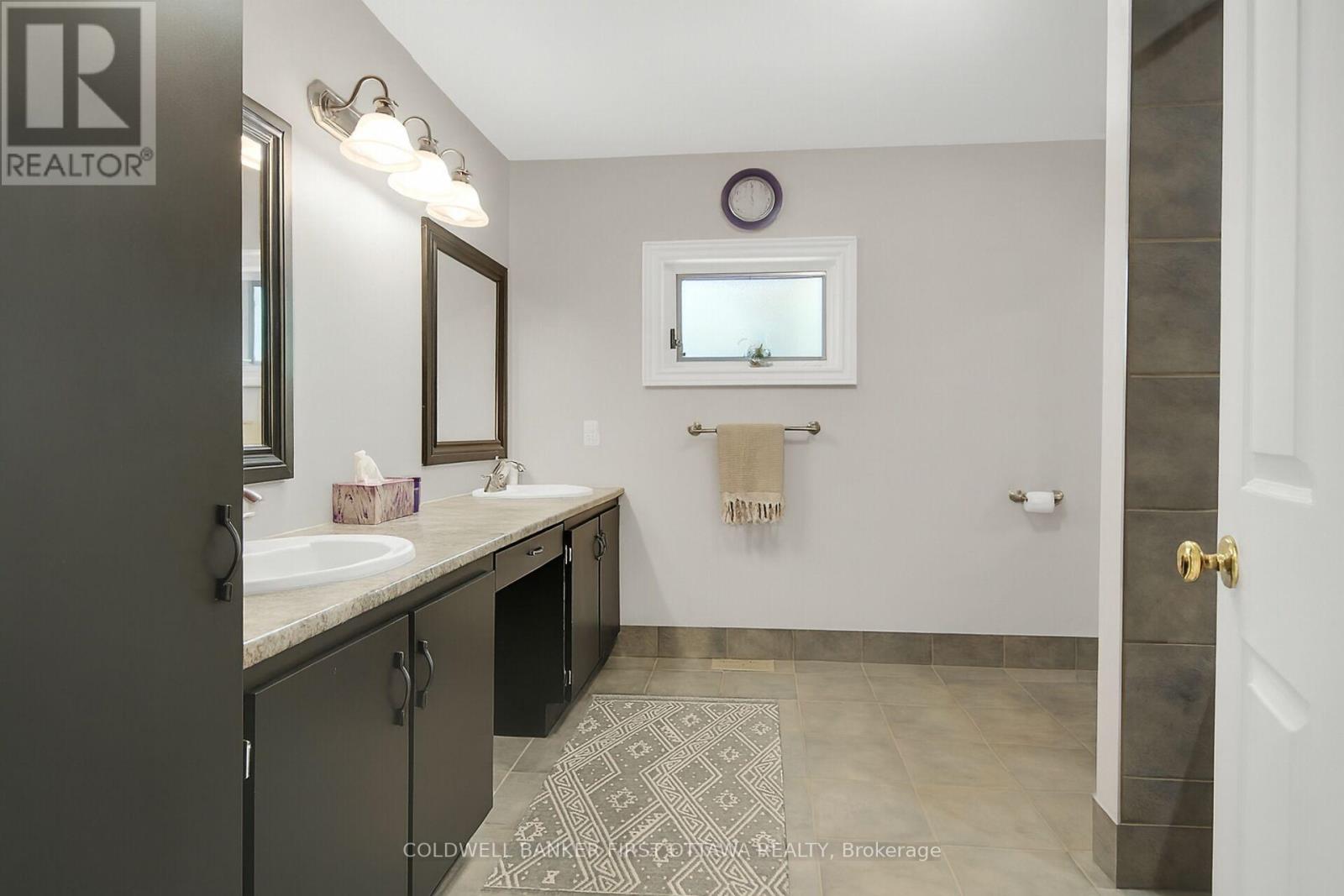 Photo 19 of 5937 Rideau Valley Drive N, Ottawa ON