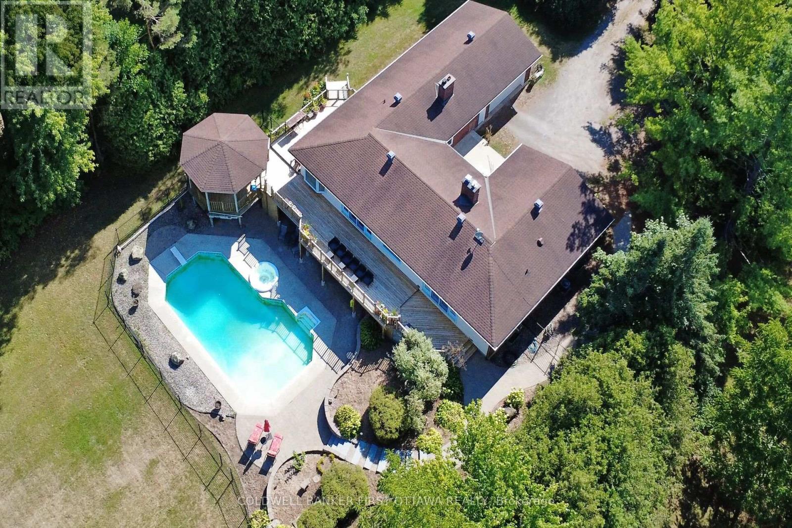 Photo 39 of 5937 Rideau Valley Drive N, Ottawa ON
