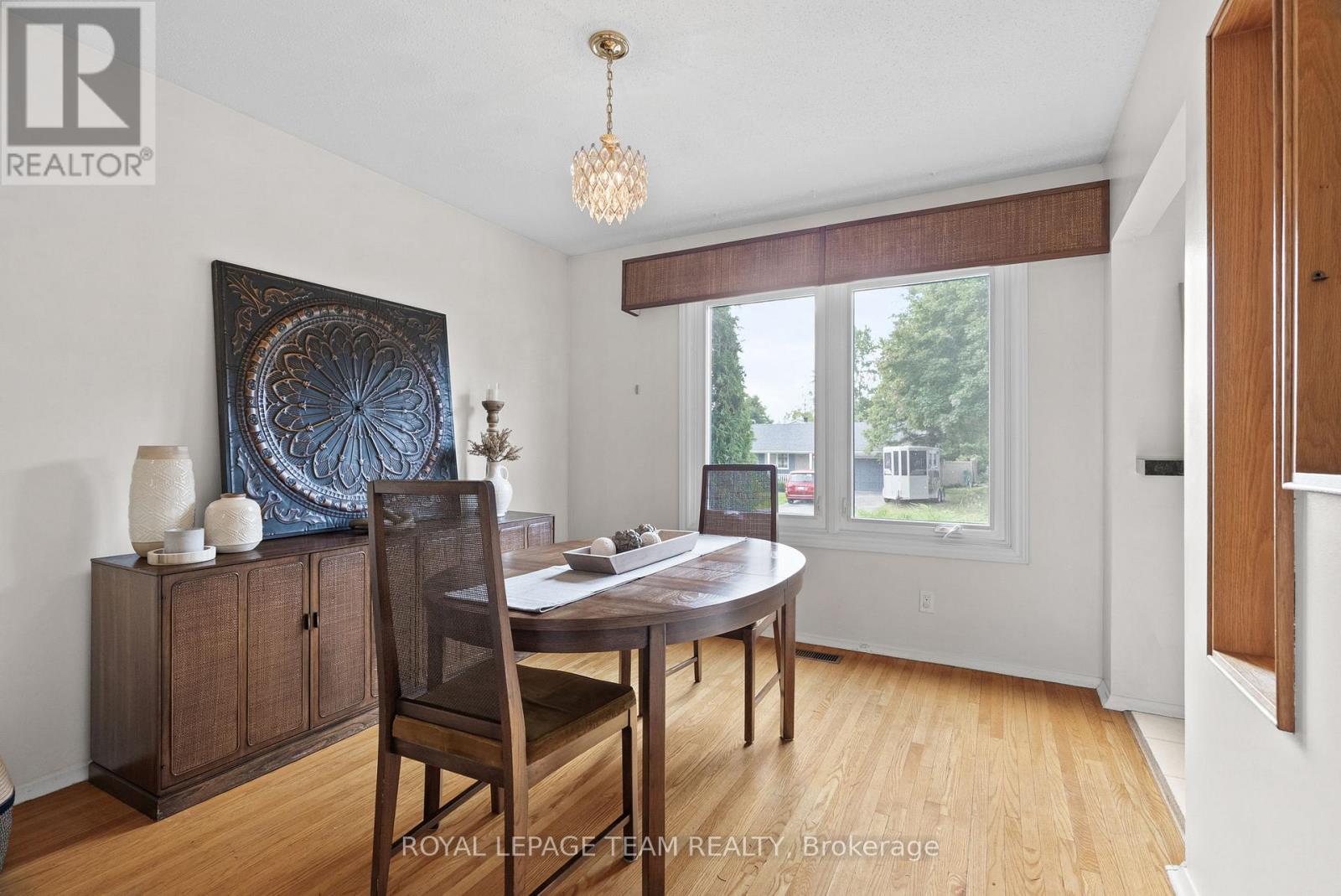 Photo 11 of 95 Coburn Avenue, Ottawa ON