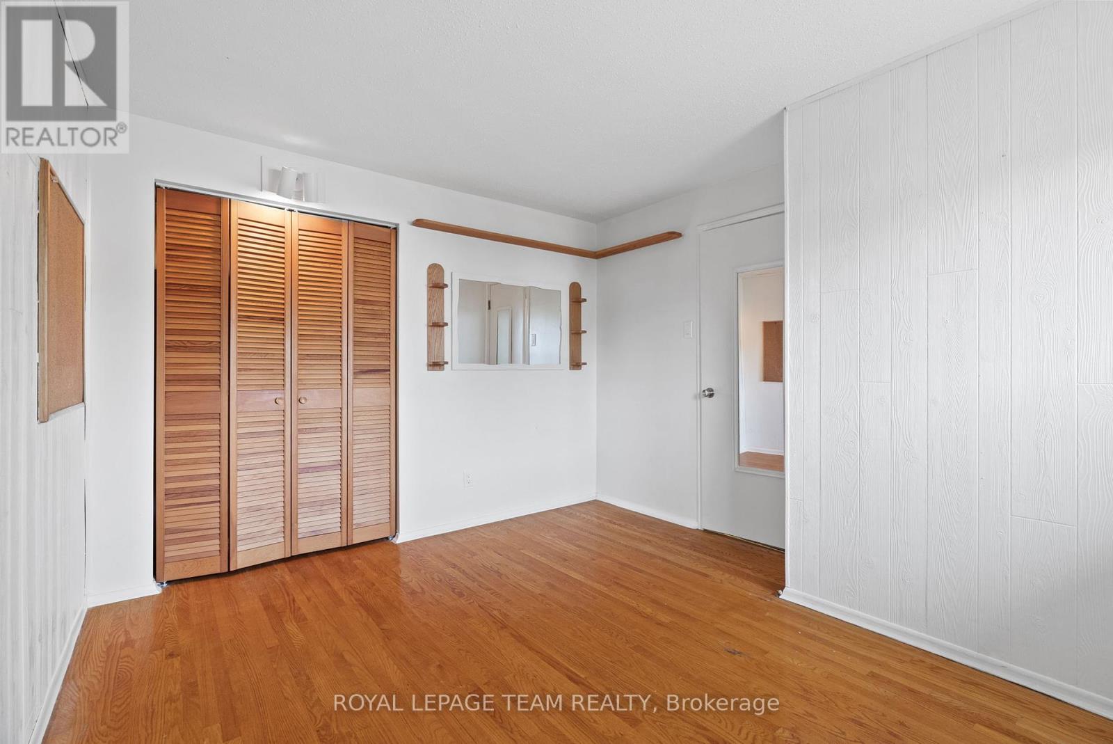 Photo 23 of 95 Coburn Avenue, Ottawa ON