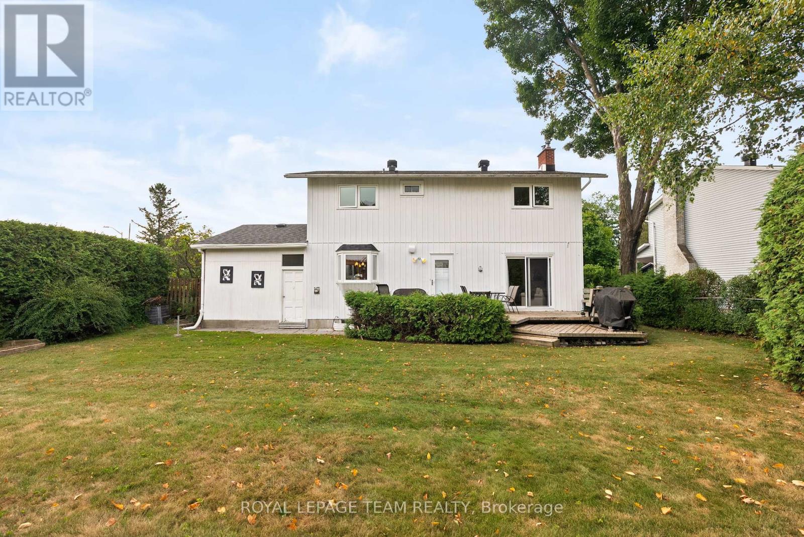 Photo 31 of 95 Coburn Avenue, Ottawa ON