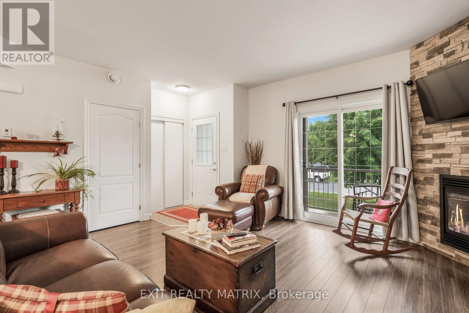 Photo 8 of 2 193 Bourdeau Boulevard, The Nation ON