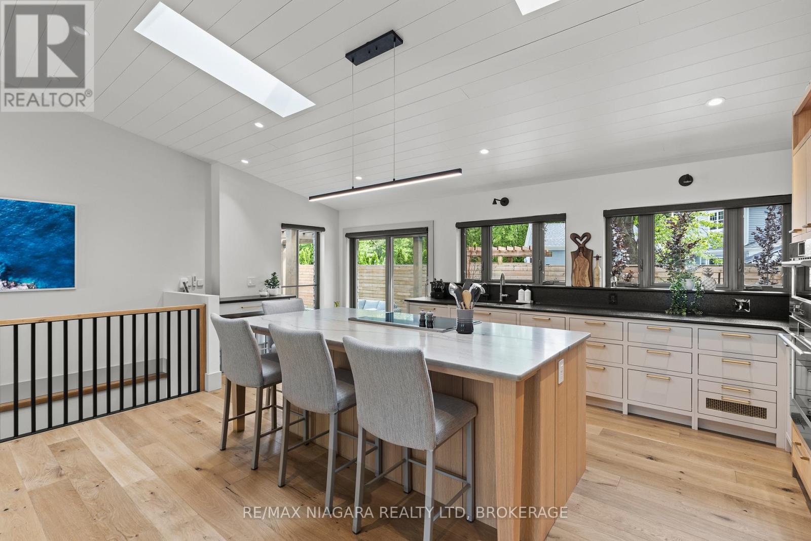Photo 13 of 33 Park Court, Niagaraonthelake ON