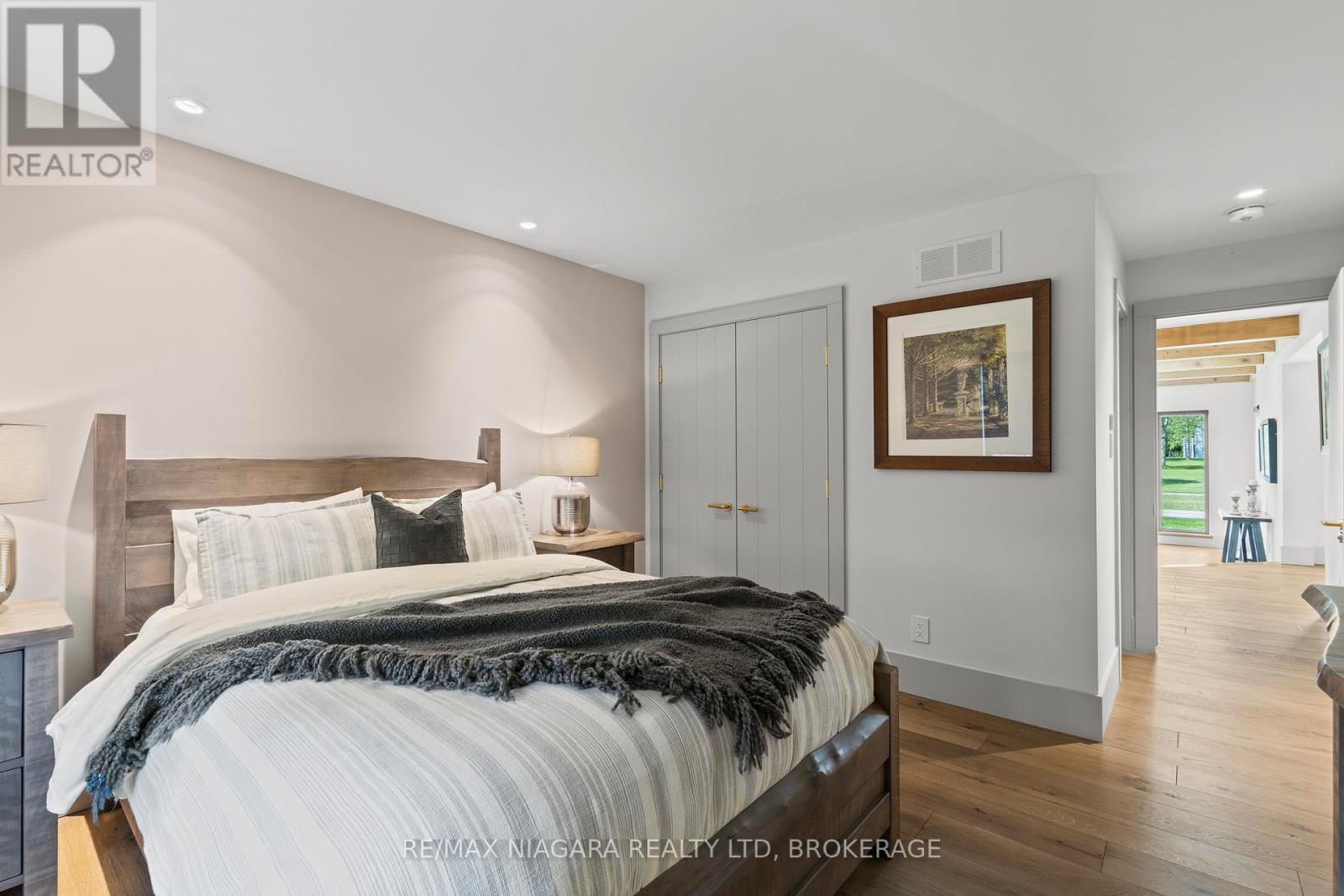 Photo 23 of 33 Park Court, Niagaraonthelake ON