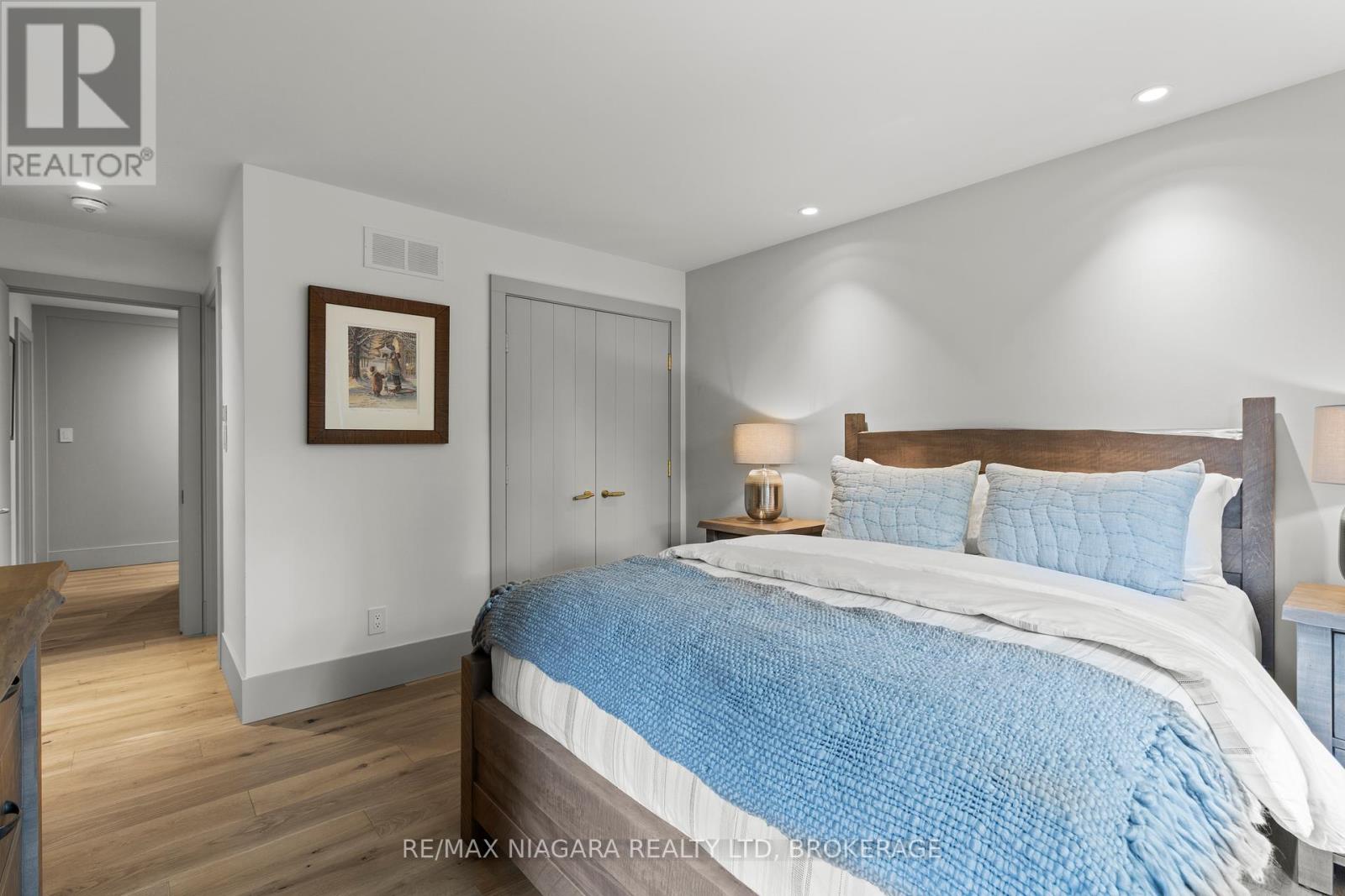 Photo 28 of 33 Park Court, Niagaraonthelake ON