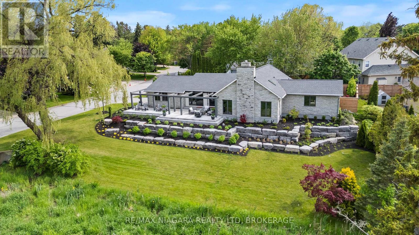 Photo 47 of 33 Park Court, Niagaraonthelake ON