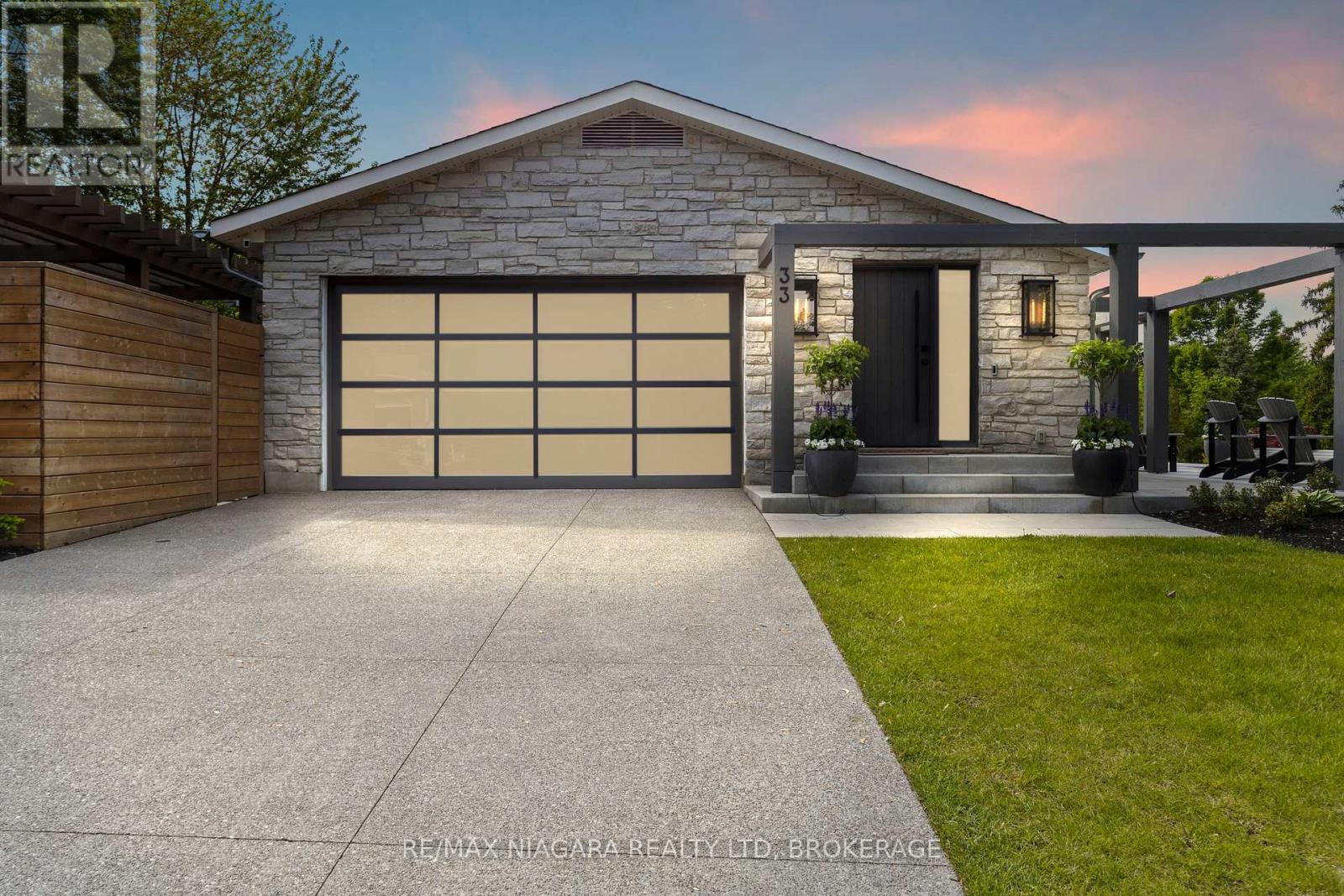 Photo 7 of 33 Park Court, Niagaraonthelake ON