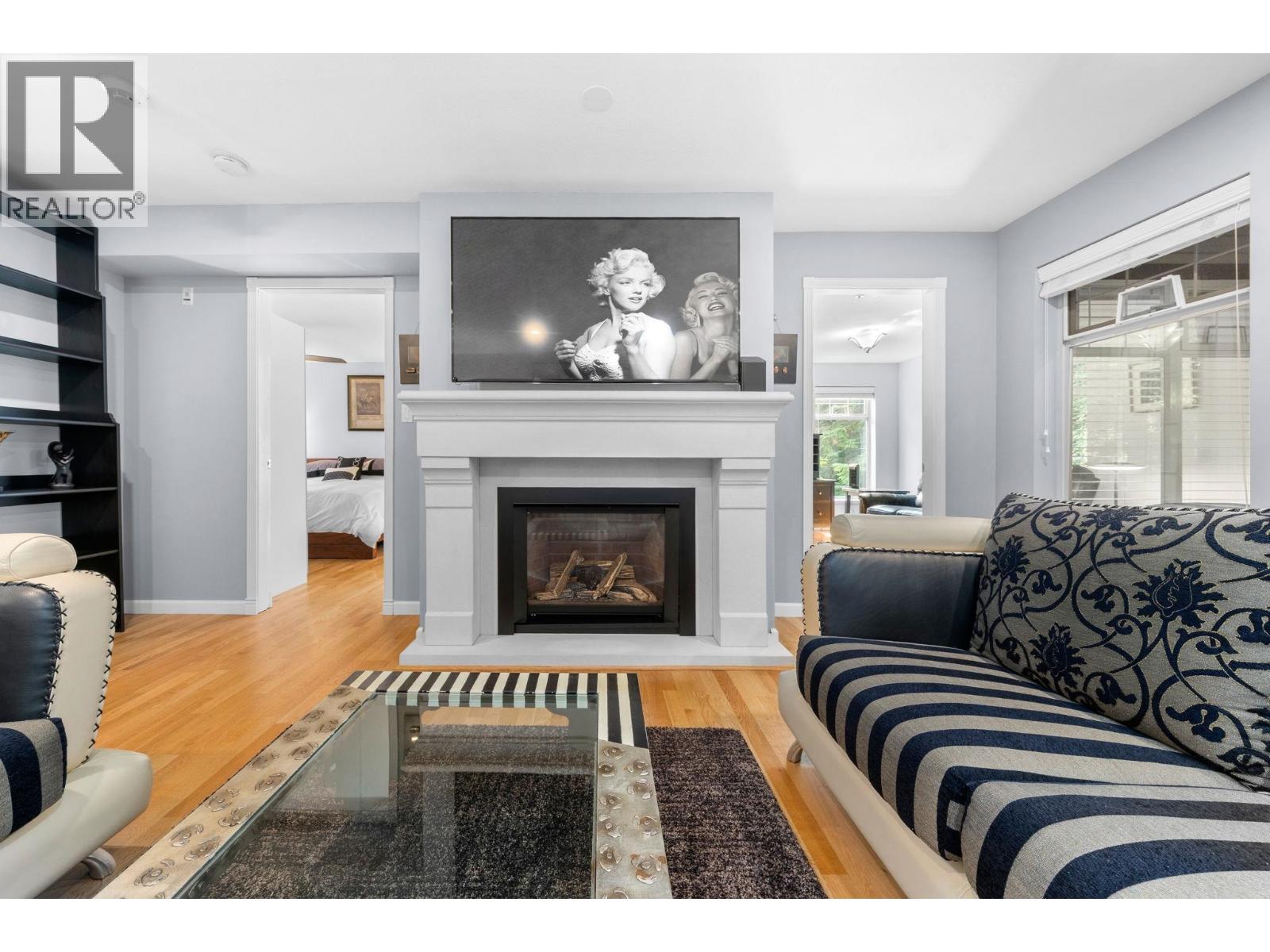 Photo 4 of 103 1144 Strathaven Drive, North Vancouver BC
