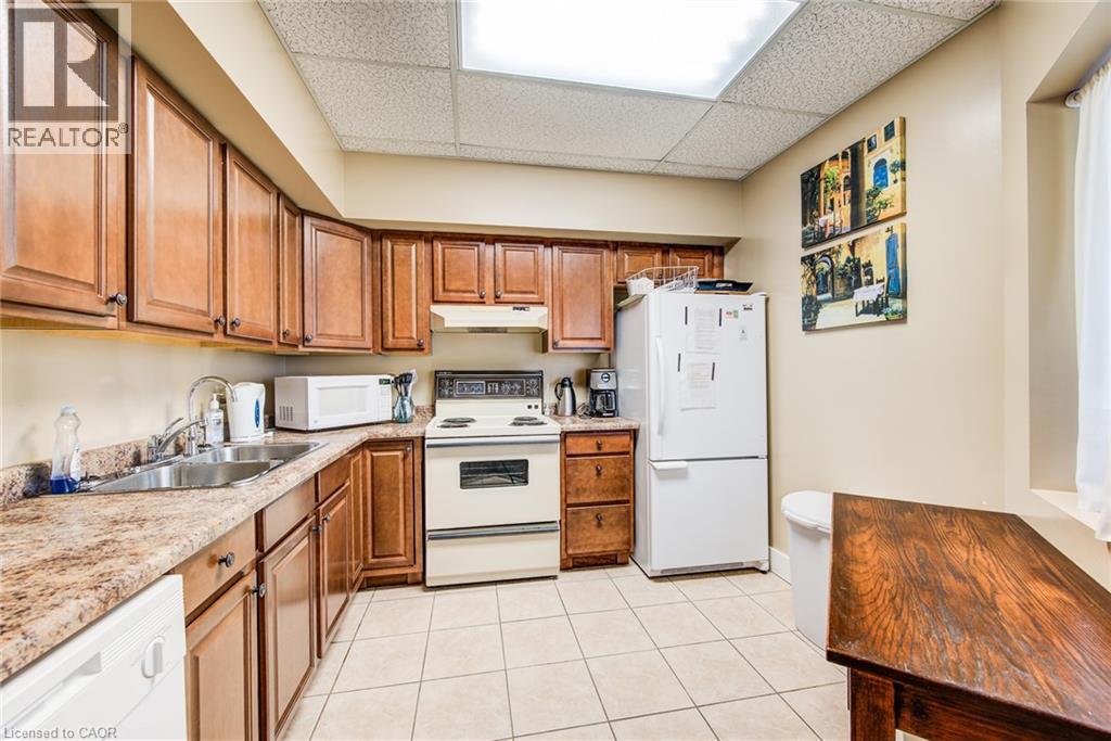 Photo 42 of 265 Westcourt Place Unit 509, Waterloo ON