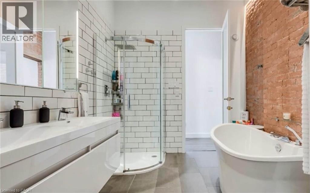 Photo 18 of 12 West Avenue N Unit 2, Hamilton ON