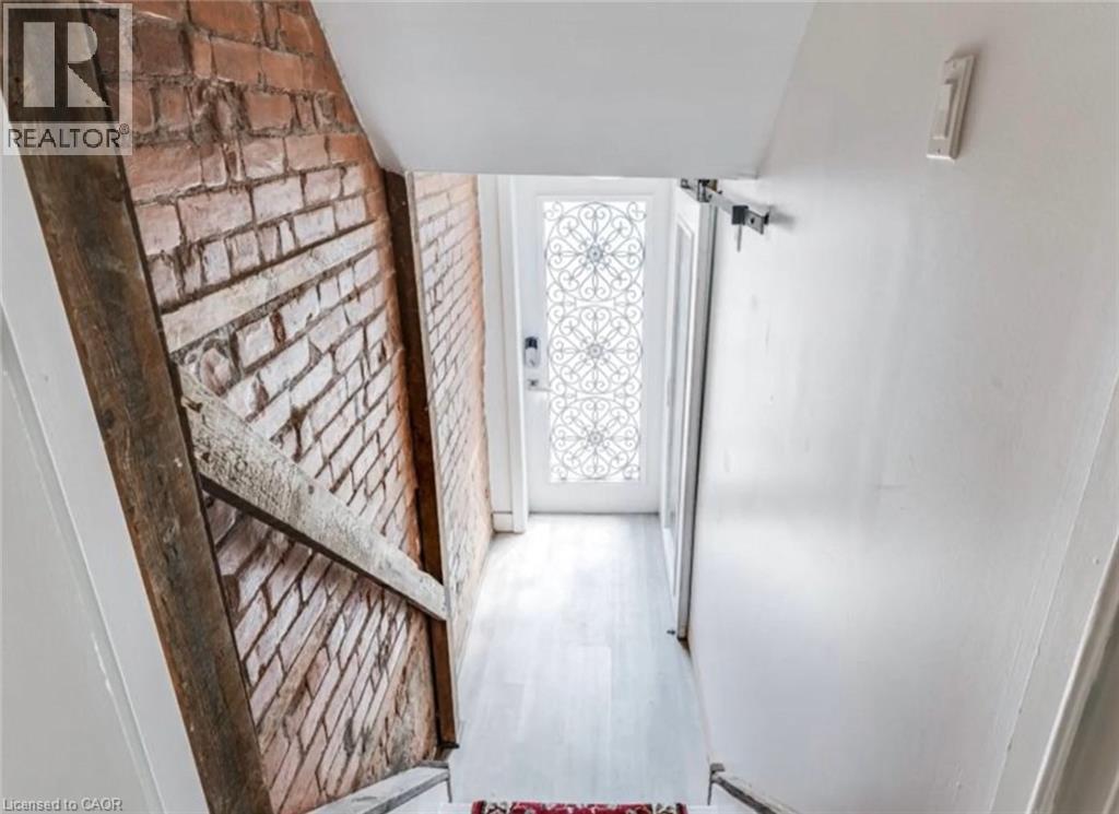 Photo 25 of 12 West Avenue N Unit 2, Hamilton ON