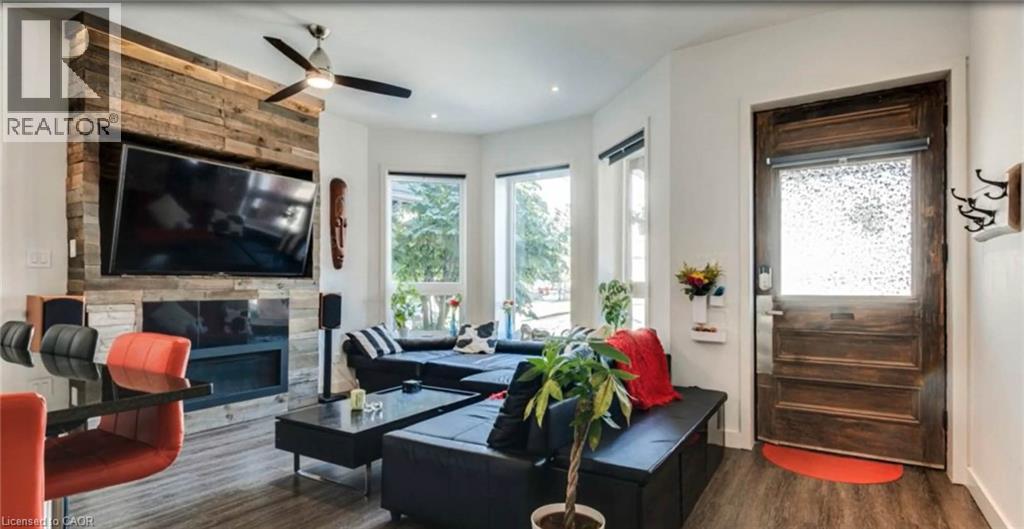 Photo 6 of 12 West Avenue N Unit 2, Hamilton ON