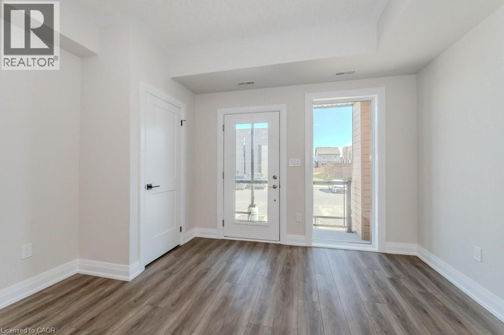 Photo 3 of 261 Woodbine Avenue Unit 24, Kitchener ON