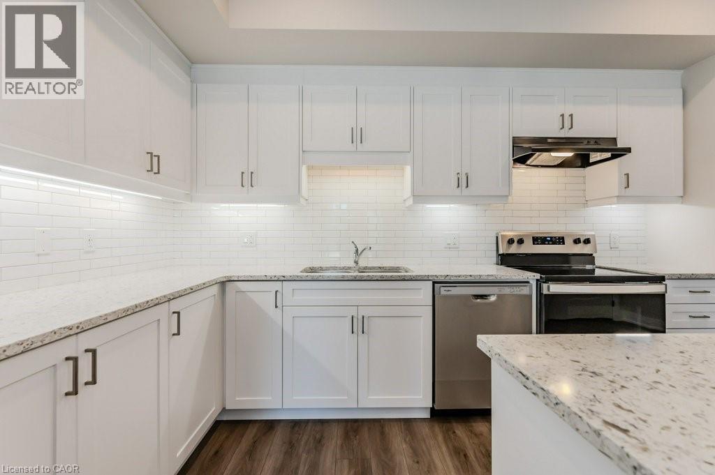 Photo 7 of 261 Woodbine Avenue Unit 24, Kitchener ON