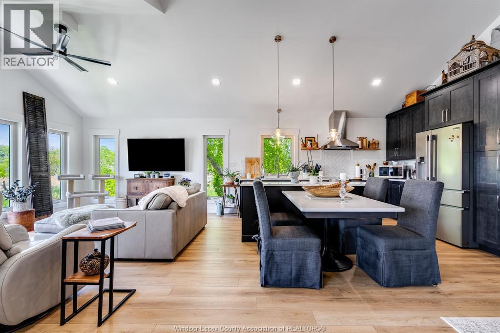 Photo 15 of 1260 Heritage Road, Kingsville ON