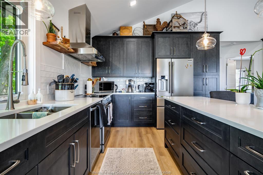 Photo 17 of 1260 Heritage Road, Kingsville ON