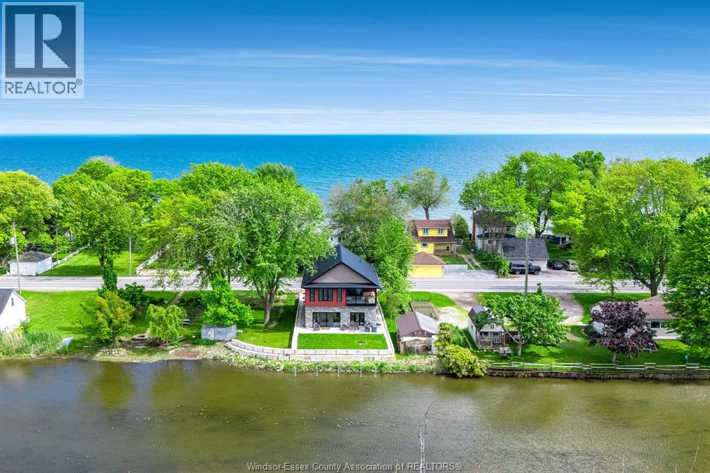 Photo 4 of 1260 Heritage Road, Kingsville ON
