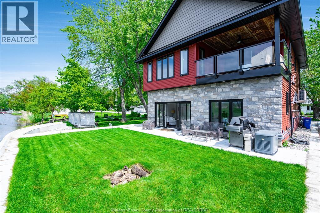 Photo 44 of 1260 Heritage Road, Kingsville ON