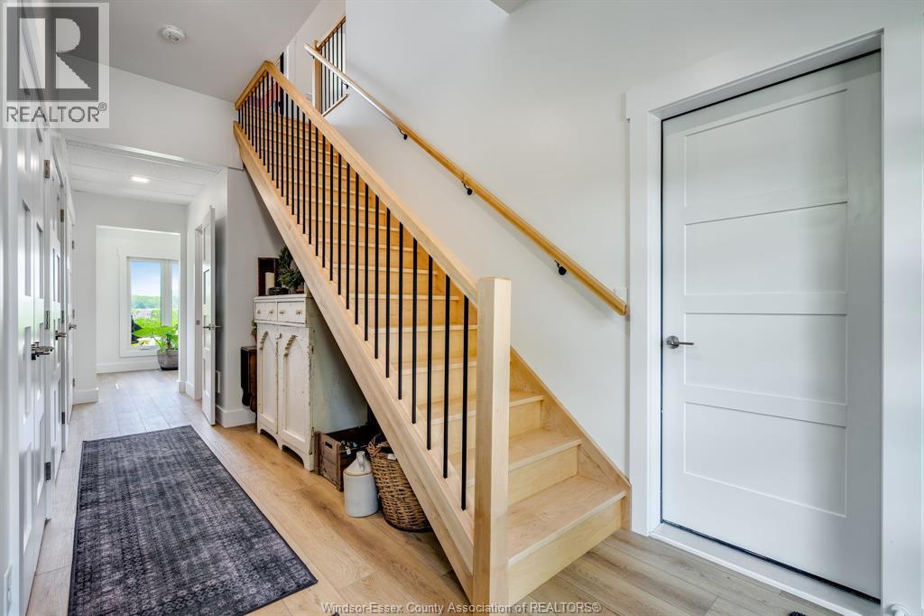 Photo 5 of 1260 Heritage Road, Kingsville ON