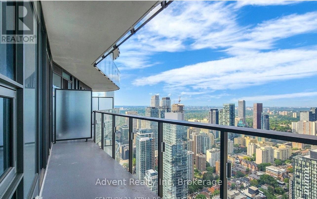 Photo 11 of 5213 11 Wellesley Street W, Toronto ON