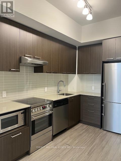 Photo 14 of 301 310 Tweedsmuir Avenue, Toronto ON