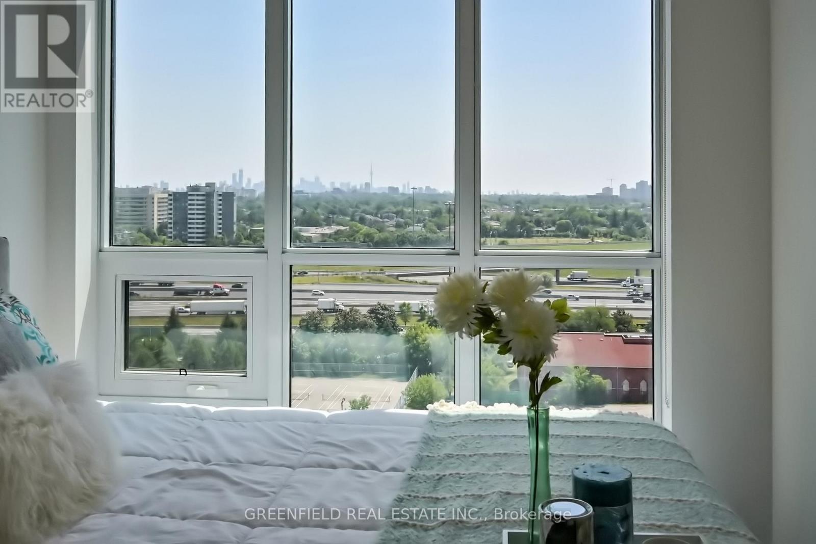 Photo 17 of 1310 31 Tippett Road, Toronto ON