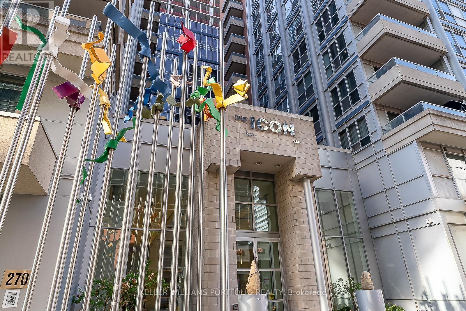 Photo 1 of 332 250 Wellington Street W, Toronto ON