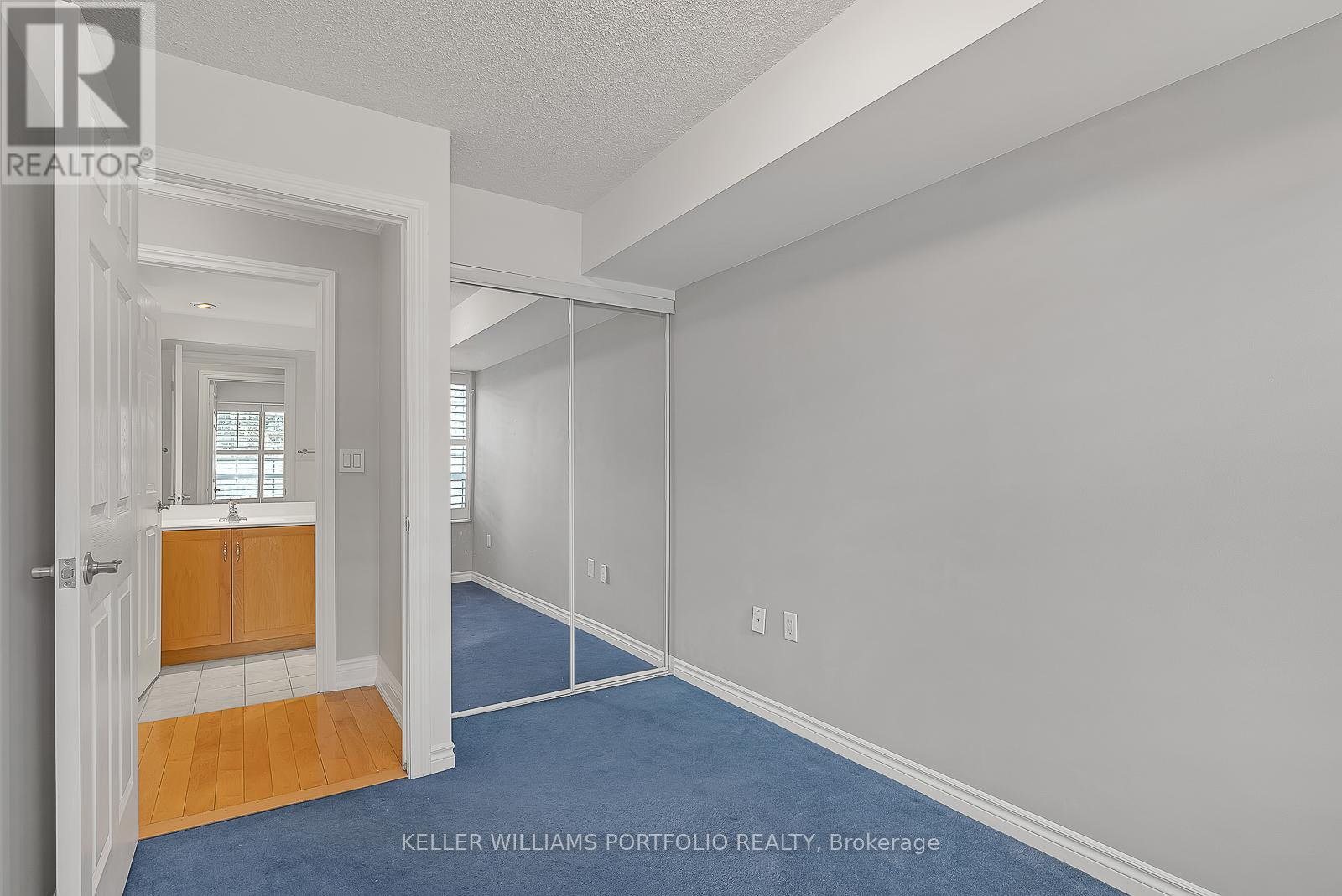 Photo 29 of 332 250 Wellington Street W, Toronto ON