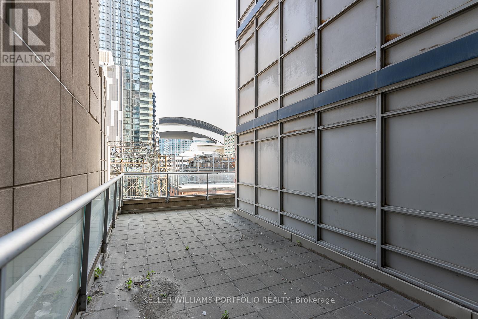Photo 35 of 332 250 Wellington Street W, Toronto ON