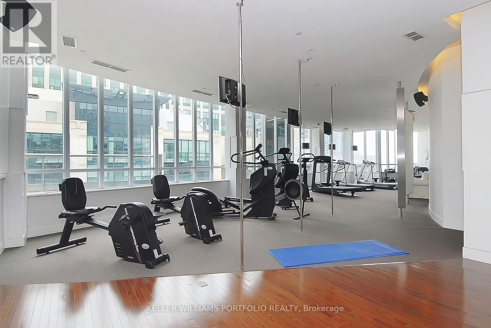 Photo 38 of 332 250 Wellington Street W, Toronto ON