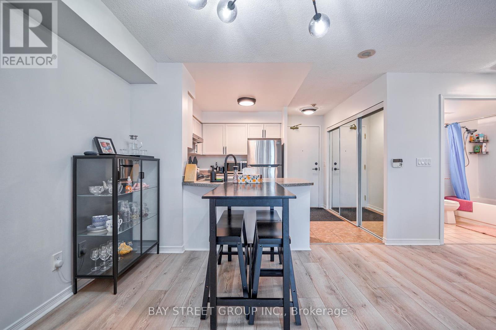 Photo 11 of 803 5500 Yonge Street, Toronto ON