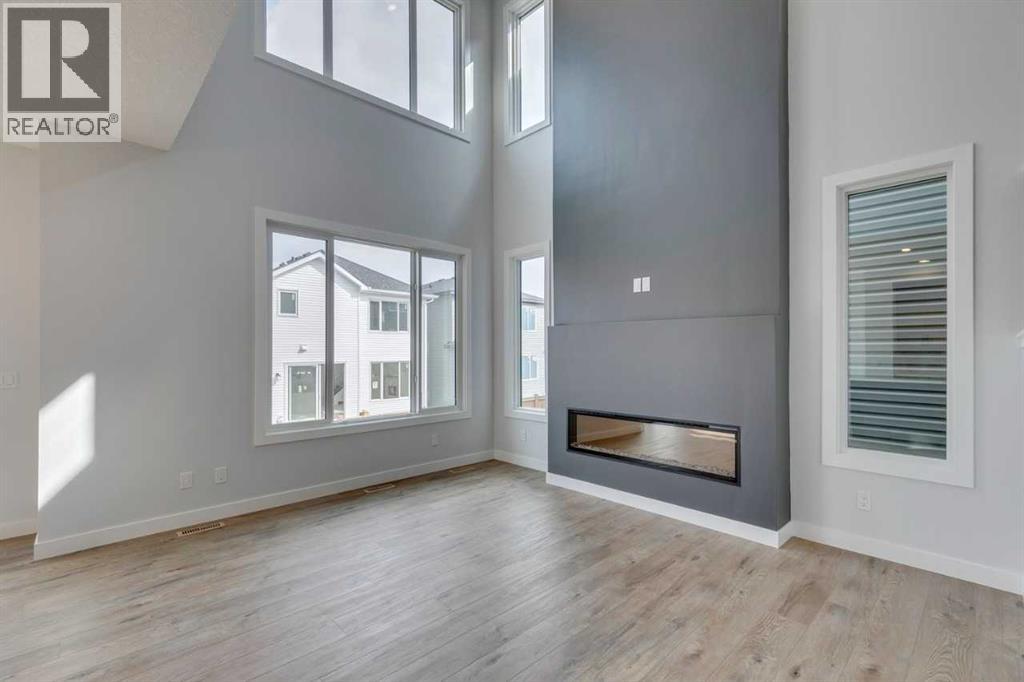 Photo 13 of 76 Amblefield Grove Nw, Calgary AB