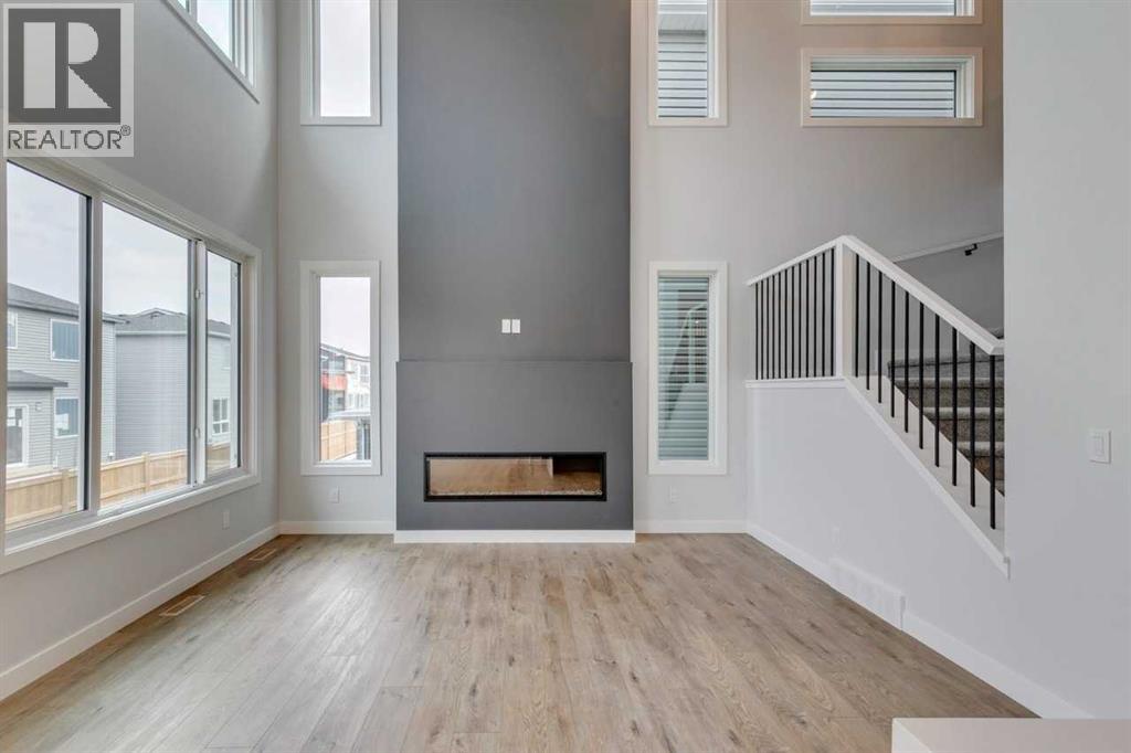 Photo 18 of 76 Amblefield Grove Nw, Calgary AB