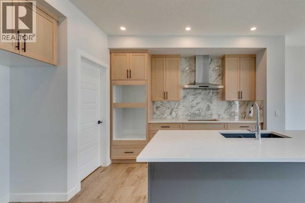 Photo 12 of 76 Amblefield Grove Nw, Calgary AB