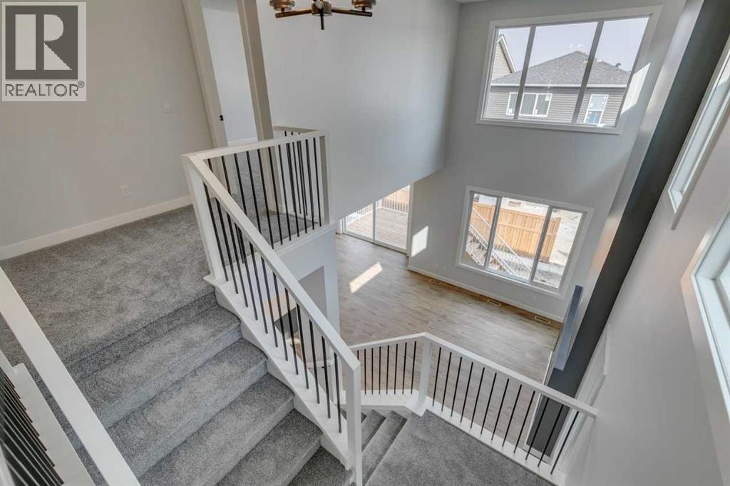 Photo 24 of 76 Amblefield Grove Nw, Calgary AB
