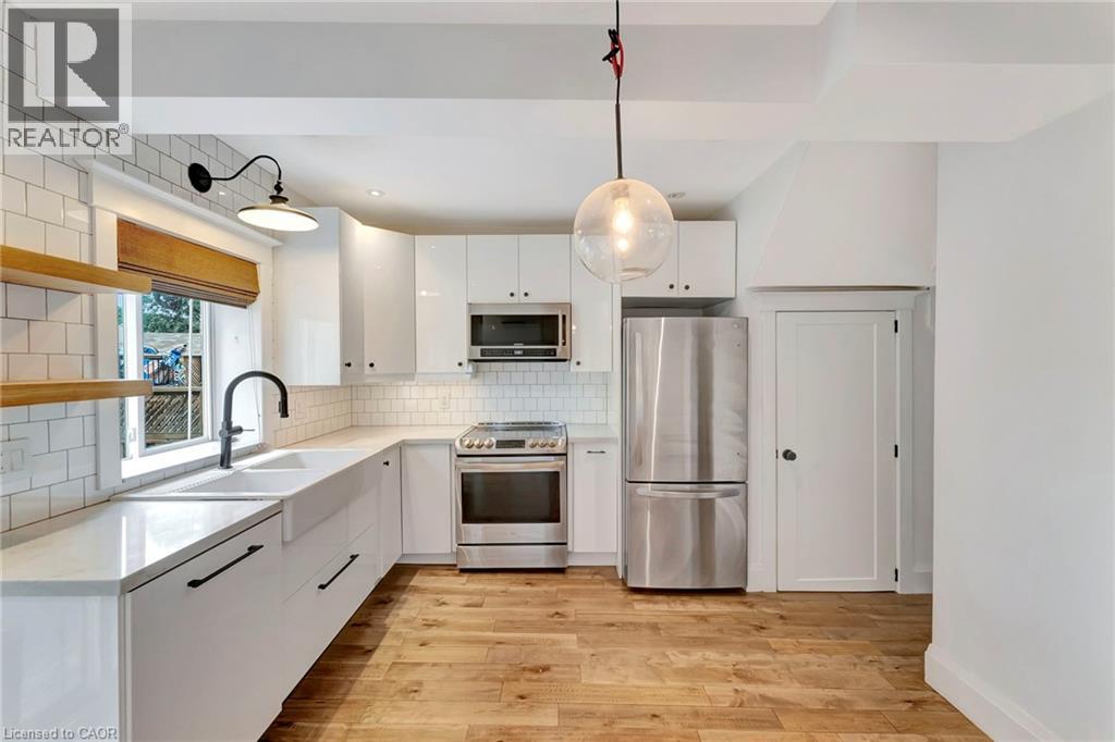 Photo 17 of 433 Hughson Street N, Hamilton ON