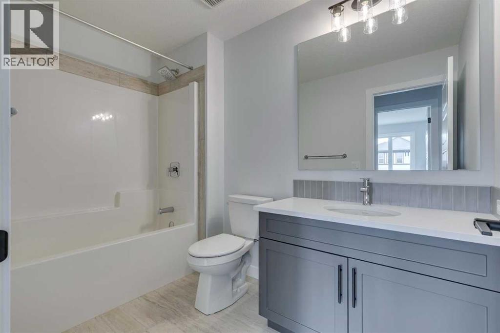 Photo 31 of 76 Amblefield Grove Nw, Calgary AB